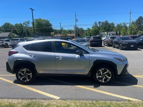 Used 2024 Subaru Crosstrek 2.0i Premium AWD/4WD image 4
