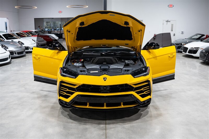 Used 2020 Lamborghini Urus AWD/4WD image 44
