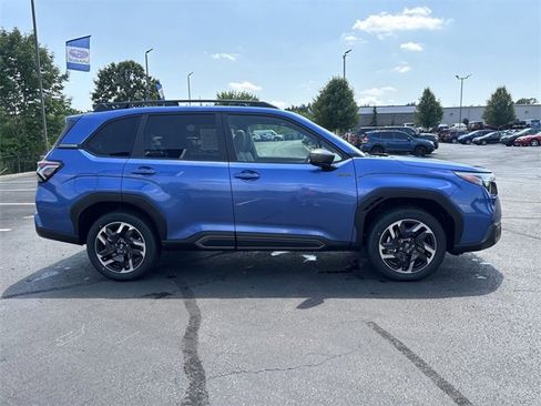 New 2025 Subaru Forester Limited w/ Popular Package image 12