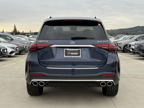 New 2026 Mercedes-Benz GLE 53 AMG 4MATIC image 9