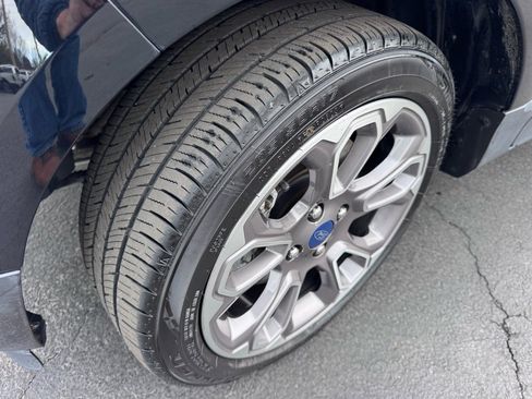 Used 2020 Ford EcoSport Titanium image 16