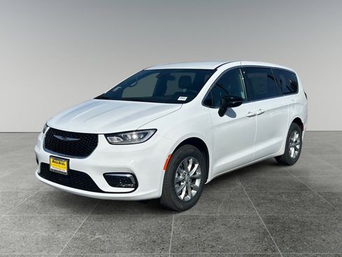 New 2026 Chrysler Pacifica Select AWD/4WD image 1