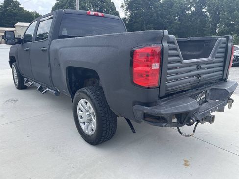Used 2017 Chevrolet Silverado 2500 LT w/ LT Convenience Package AWD/4WD image 5