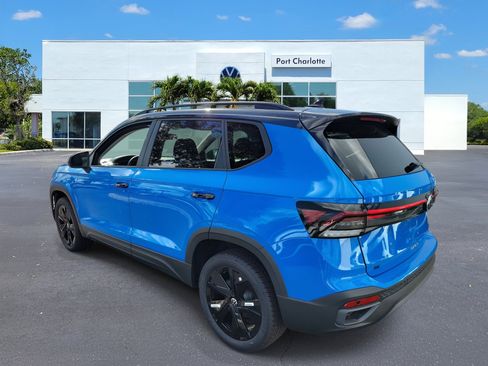 New 2026 Volkswagen Taos SE FWD image 33