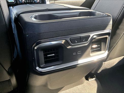 Used 2024 GMC Sierra 1500 Denali AWD/4WD image 34