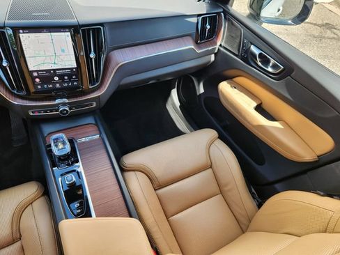 Certified 2024 Volvo XC60 T8 Ultimate w/ Protection Package Premier AWD/4WD image 22