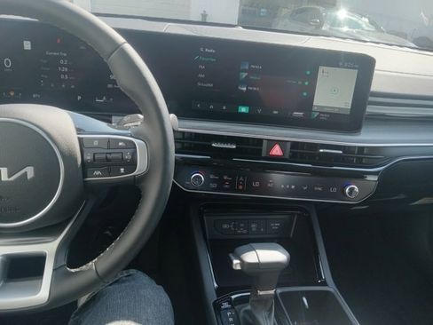 New 2025 Kia K5 EX image 30