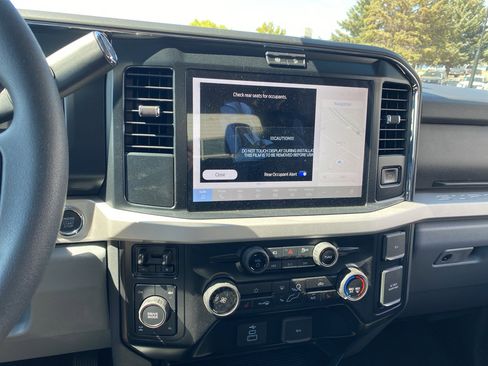 New 2026 Ford F250 XLT w/ XLT Premium Package image 9