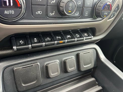 Used 2018 GMC Sierra 1500 Denali w/ Denali Ultimate Package image 20