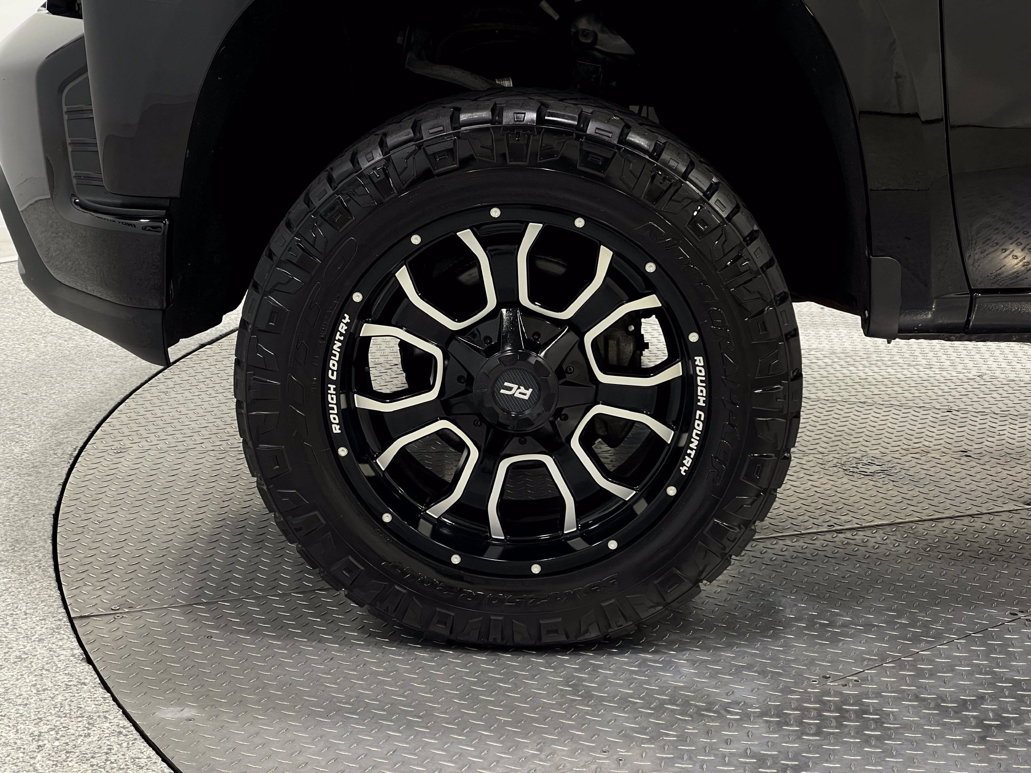 Used 2021 Chevrolet Silverado 1500 LT Trail Boss w/ Convenience Package II AWD/4WD image 33