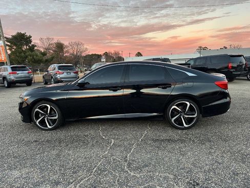 Used 2018 Honda Accord Sport image 29