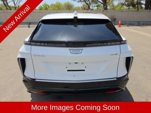 Used 2024 Cadillac Lyriq Luxury RWD image 4