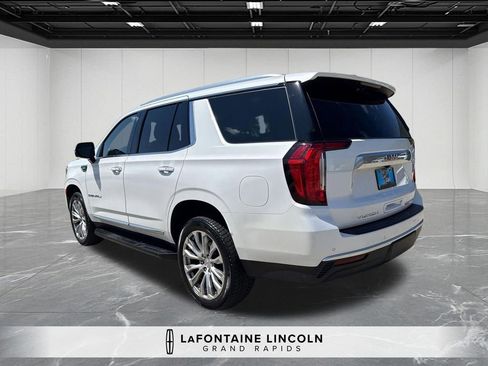 Used 2022 GMC Yukon Denali AWD/4WD image 3