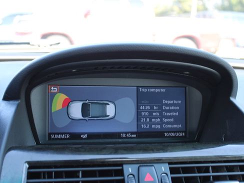 Used 2009 BMW 650i Convertible image 29