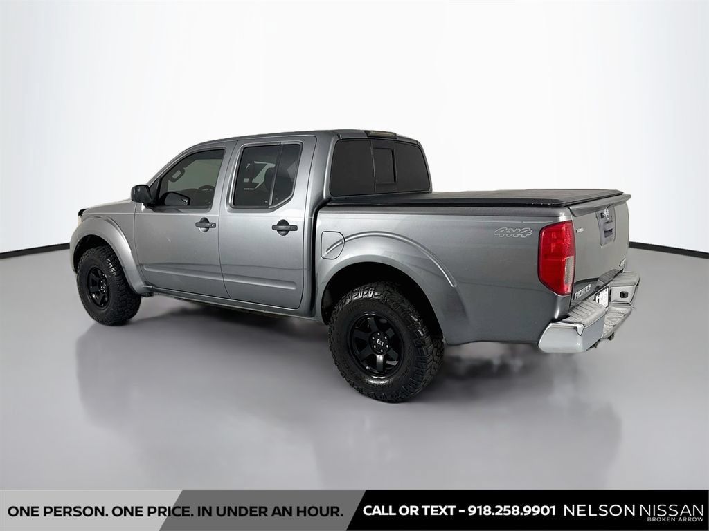 Used 2016 Nissan Frontier SV AWD/4WD image 7