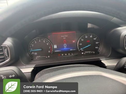 Used 2022 Ford Explorer XLT w/ Equipment Group 202A AWD/4WD image 7
