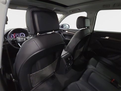 Certified 2023 Audi Q5 2.0T Premium Plus w/ Premium Plus Package image 11