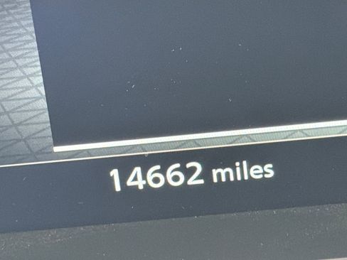 Used 2025 Nissan Pathfinder Platinum w/ Cargo Package FWD image 11