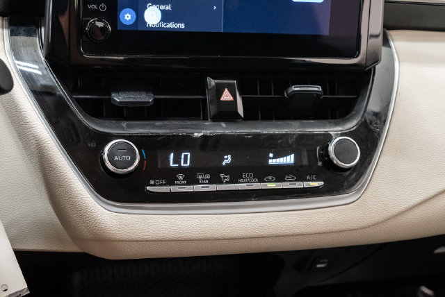 Used 2026 Toyota Corolla LE FWD image 19