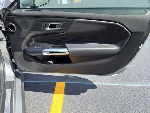Used 2025 Ford Mustang Premium RWD image 21