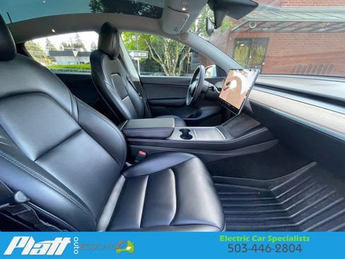 Used 2022 Tesla Model Y Performance image 51