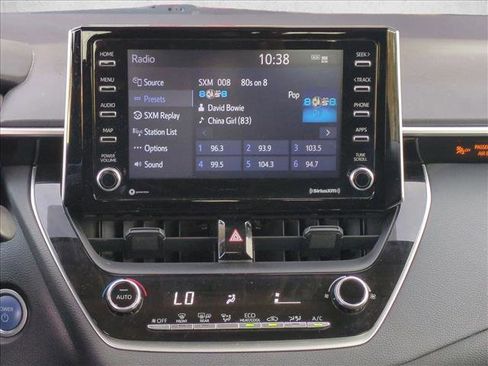 Used 2021 Toyota Corolla LE image 13