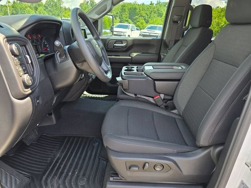 New 2026 Chevrolet Silverado 2500 Custom w/ Custom Value Package AWD/4WD image 4
