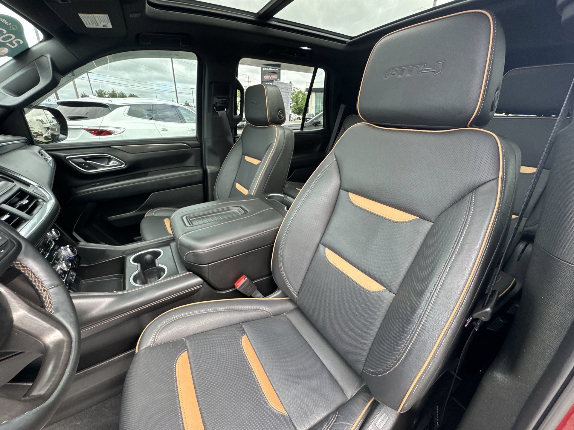 Certified 2024 GMC Yukon AT4 w/ AT4 Premium Package AWD/4WD image 20