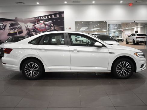 Used 2019 Volkswagen Jetta SEL image 12