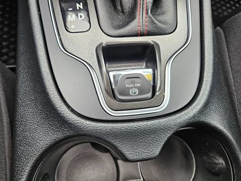 Used 2022 Jeep Cherokee Trailhawk w/ Sun, Sound & Nav Group AWD/4WD image 41