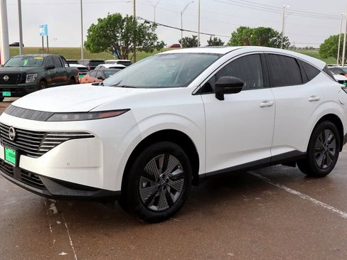 New 2025 Nissan Murano SL image 3