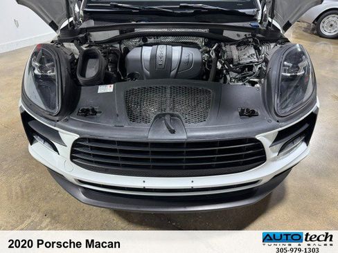 Used 2020 Porsche Macan AWD/4WD image 8