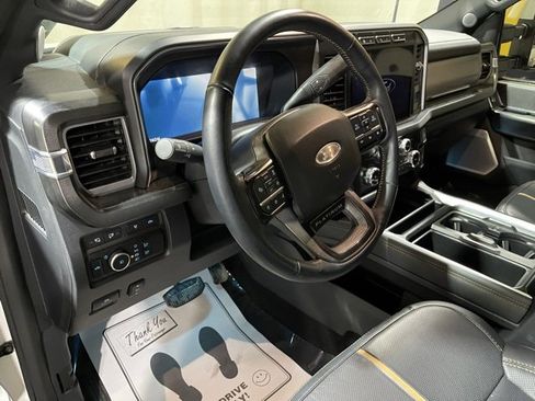 Used 2024 Ford F450 Platinum image 11
