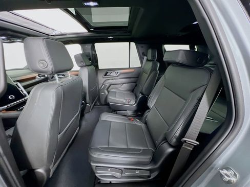 Certified 2025 GMC Yukon Denali w/ Sun & Power Step Package AWD/4WD image 25