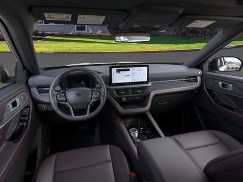 New 2026 Ford Explorer Platinum w/ LUX Leather Package AWD/4WD image 9