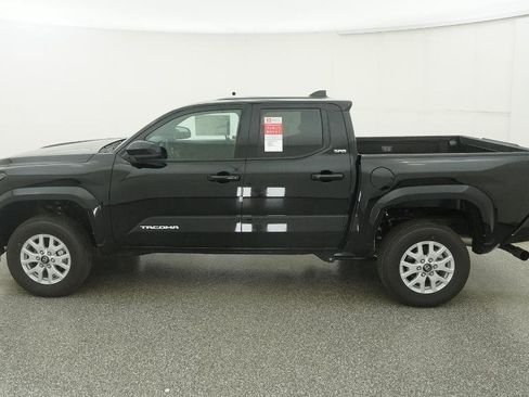 New 2026 Toyota Tacoma SR5 image 5