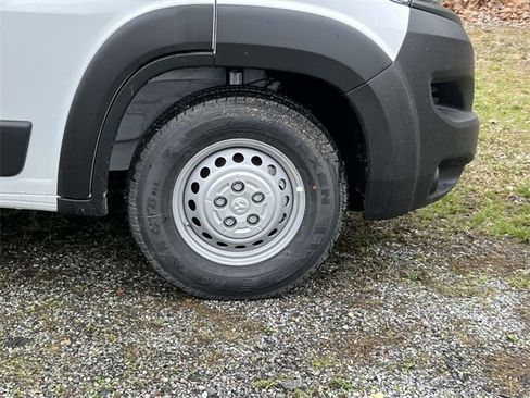 New 2026 RAM ProMaster 2500 w/ Convenience Group image 5