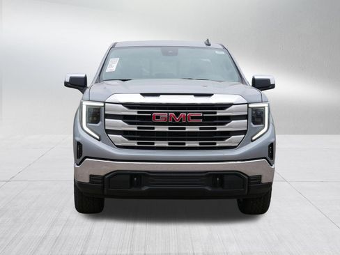 New 2026 GMC Sierra 1500 SLE w/ X31 Off-Road Package AWD/4WD image 8