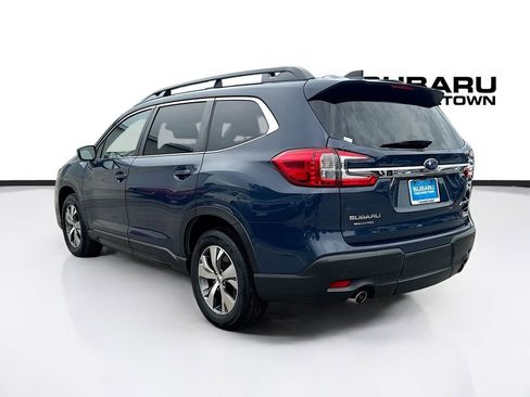 Used 2023 Subaru Ascent Premium w/ Convenience Package AWD/4WD image 5