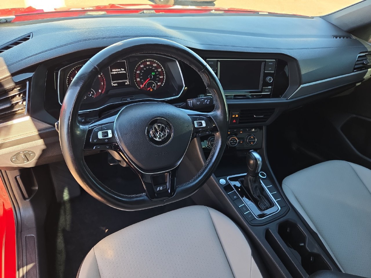 Used 2020 Volkswagen Jetta R-Line w/ R-Line Cold Weather Package FWD image 15