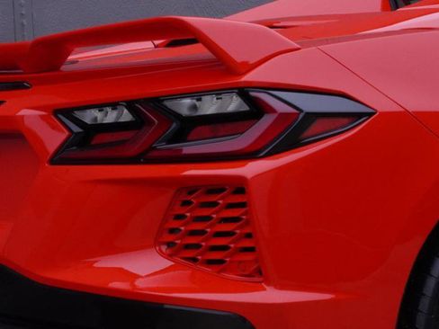 Used 2021 Chevrolet Corvette Stingray Preferred Conv w/ Z51 Performance Package RWD image 25