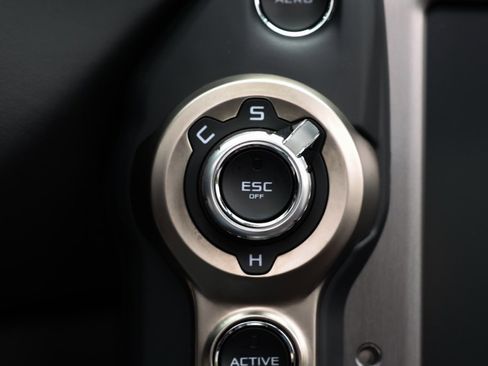 Used 2018 McLaren 720S Performance image 32