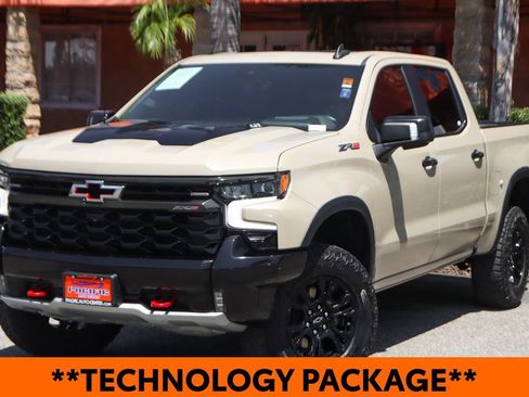 Used 2022 Chevrolet Silverado 1500 ZR2 w/ Technology Package AWD/4WD image 4