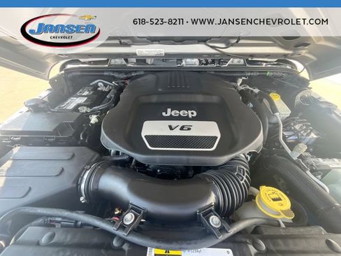 Used 2016 Jeep Wrangler Unlimited Sport w/ Quick Order Package 24S AWD/4WD image 28