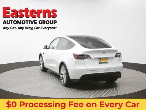 Used 2022 Tesla Model Y Long Range AWD/4WD image 60