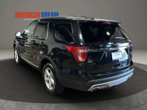 Used 2016 Ford Explorer XLT w/ Equipment Group 202A AWD/4WD image 3