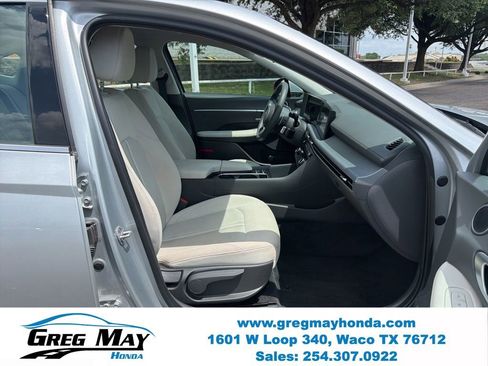 Used 2025 Hyundai Sonata SEL FWD image 29