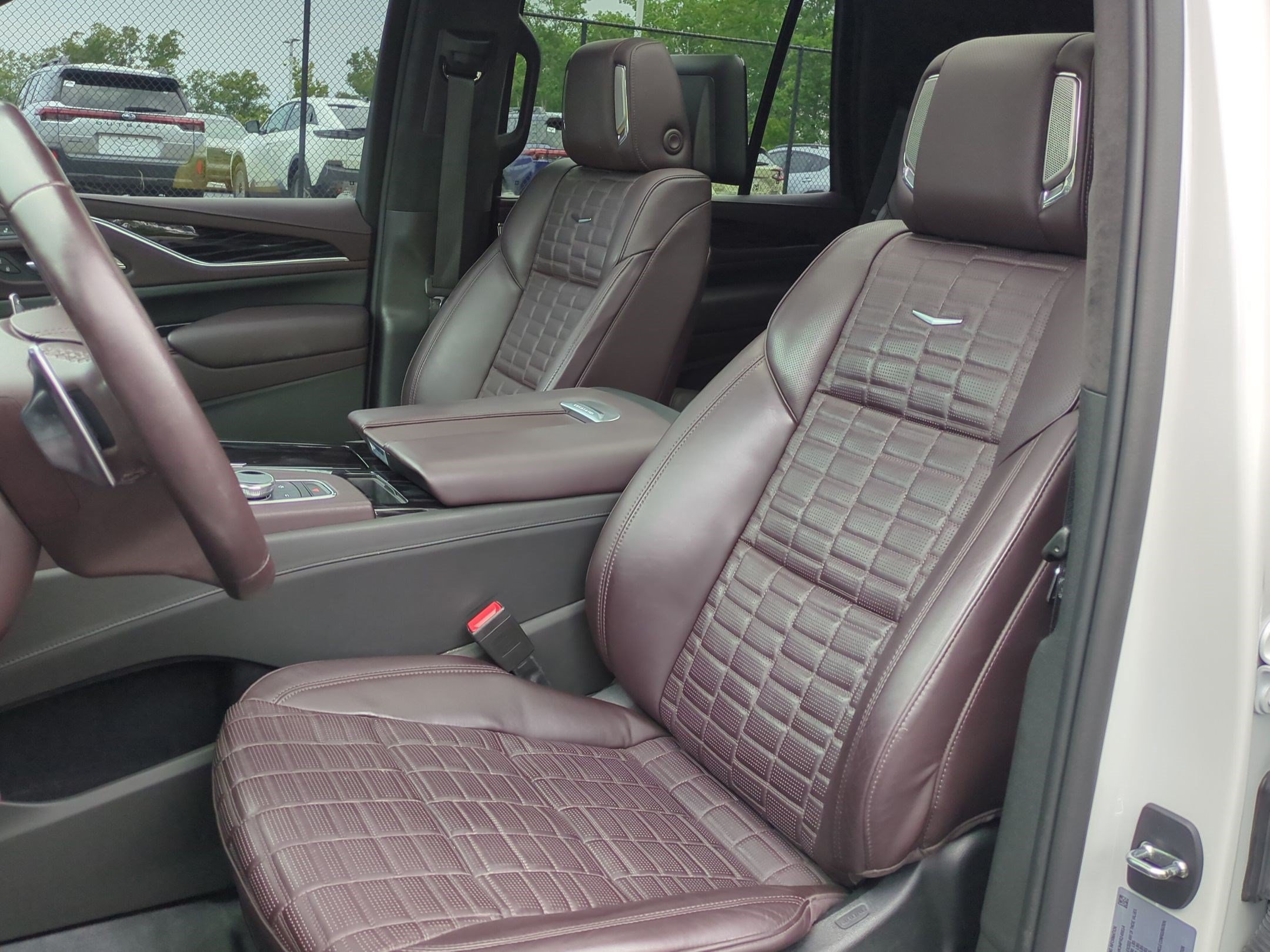 Used 2023 Cadillac Escalade V AWD/4WD image 16