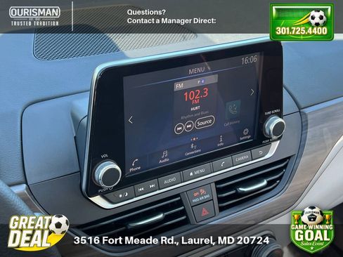 Used 2024 Nissan Altima 2.5 SV FWD image 13