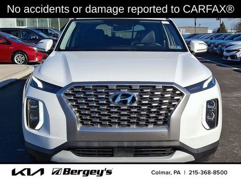 Used 2022 Hyundai Palisade SEL w/ Premium Package image 2